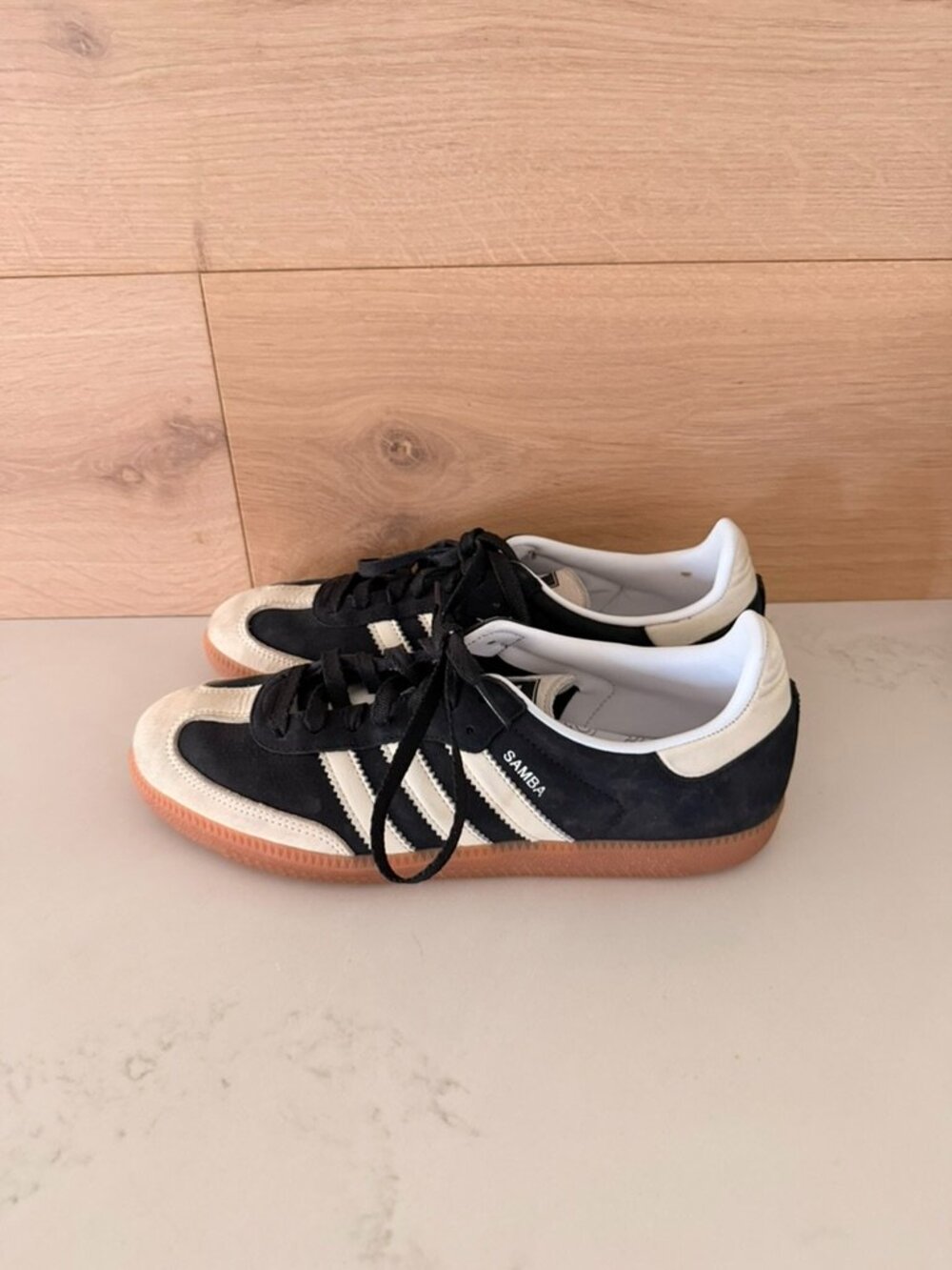 Adidas Samba OG Black White Gum Women’s US 10 - Picture 2 of 8